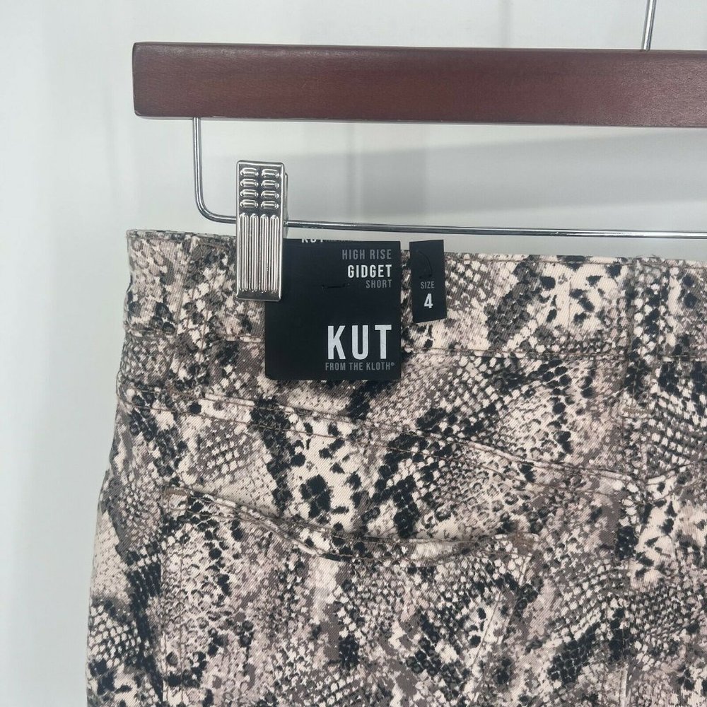 NWT KUT from the Kloth Denim High Rise Snake Print Gidget Shorts Womens 4 Black - Picture 4 of 10